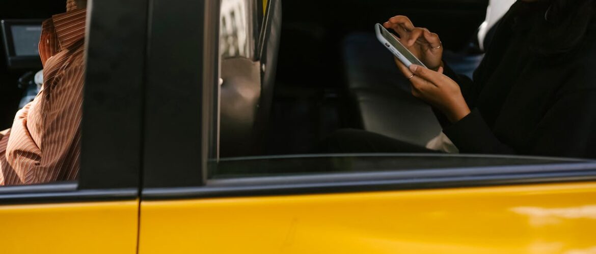 No Commission, No Hidden Charges: How Just Cab Hire Benefits Drivers & Passengers