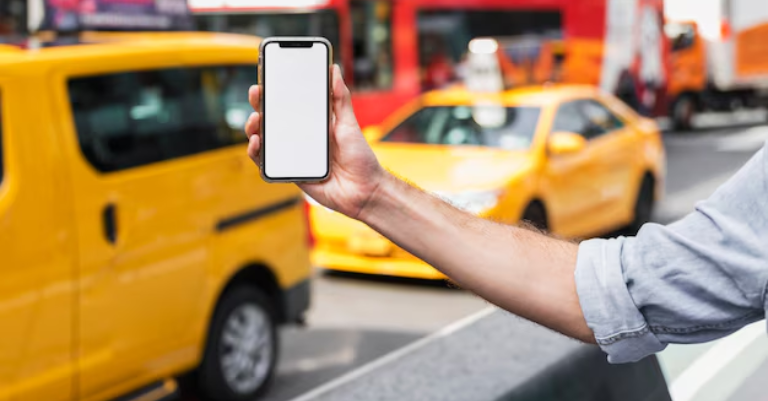 Taxi vs. Rideshare: Which is the Better Option for Your Travel? 🚖📱